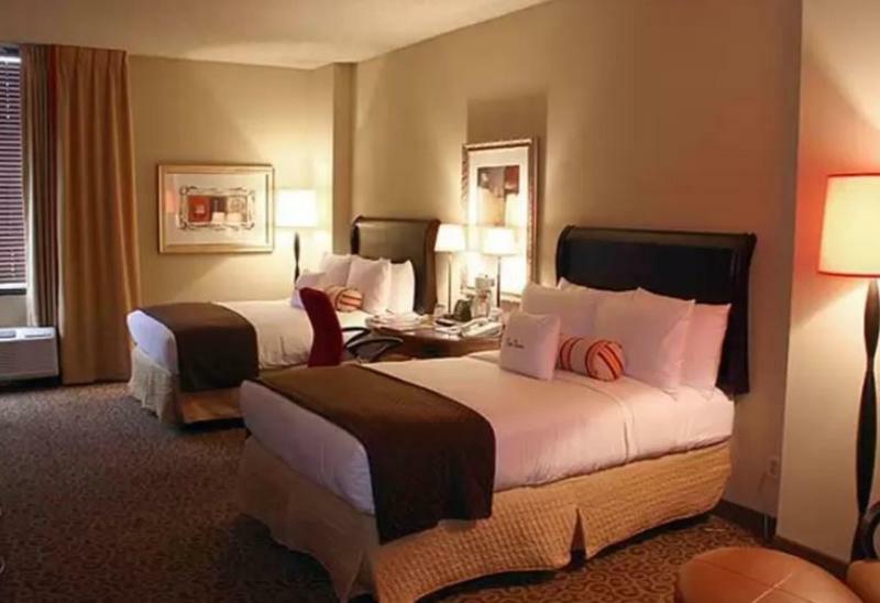 Doubletree By Hilton Memphis Downtown Hotell Exteriör bild